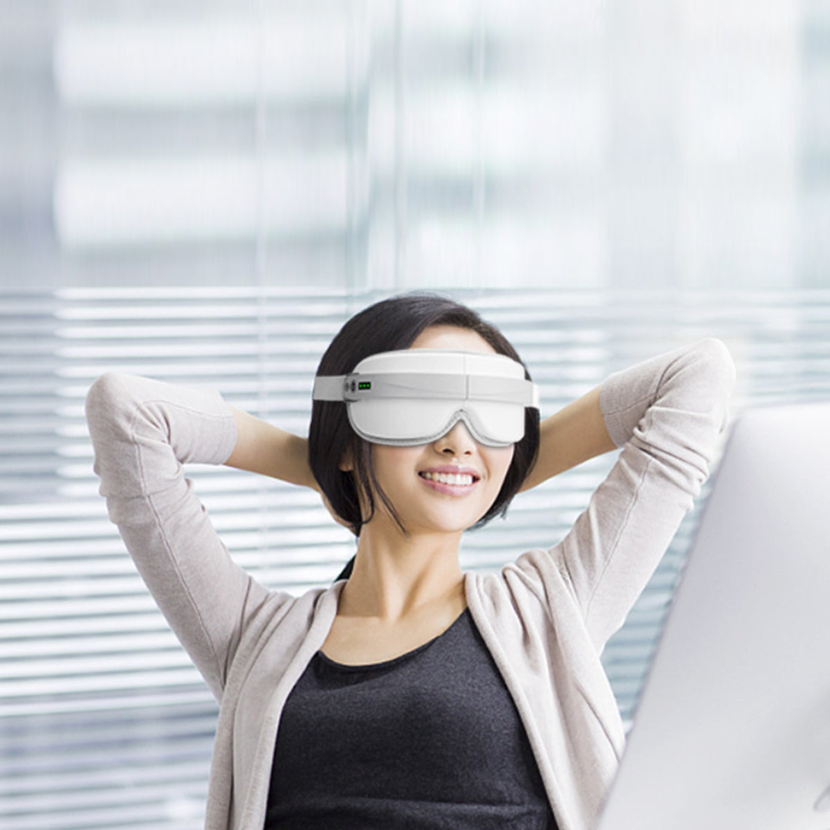 EyeLux Hot And Cold Massager With Bluetooth Music Player Vista Shops