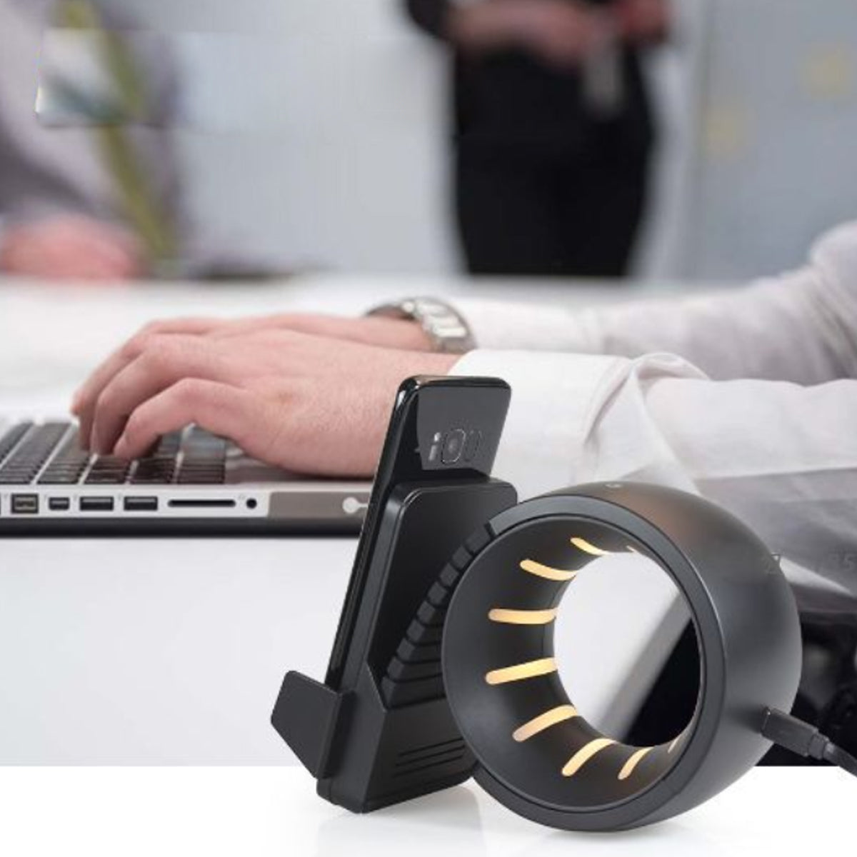 Wheel Of Power Mobile Wireless Charger Vista Shops