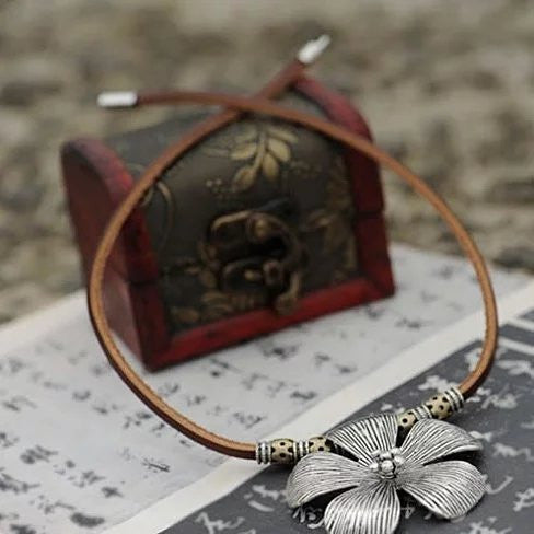 Aloha The Hibiscus Flower Necklace Vista Shops