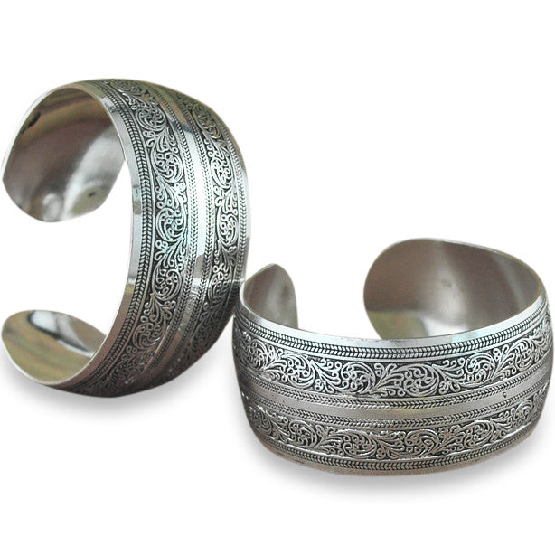 Artistry Bracelet Vintage Look with Silver Overlay Vista Shops